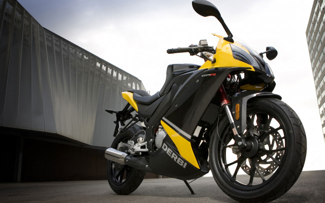 Обои картинки фото мотоциклы, derbi