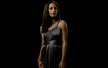 Картинка Kristin+Kreuk девушки   цепочка платье