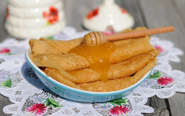 Обои картинки фото еда, блины, оладьи, мед