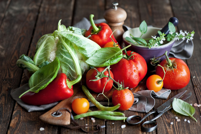 Обои картинки фото еда, овощи, перец, капуста, помидоры