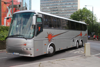 Картинка автомобили автобусы транспорт пассажирский