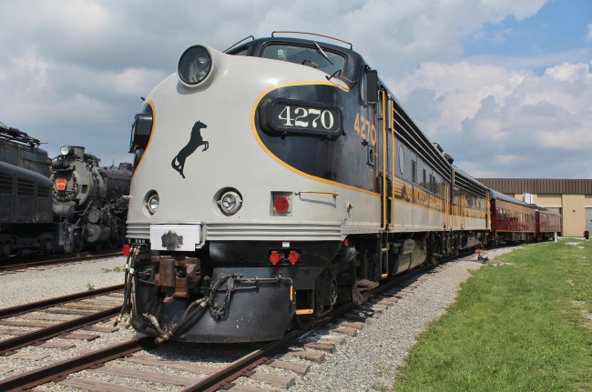 Обои картинки фото техника, поезда, состав, локомотив, рельсы, дорога, железная