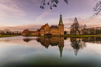 Картинка города -+пейзажи простор