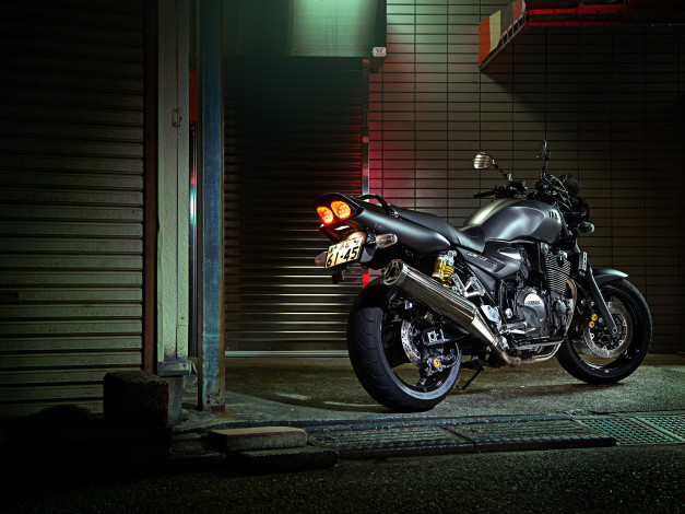 Обои картинки фото мотоциклы, yamaha