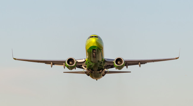 Обои картинки фото авиация, пассажирские самолёты, авиалайнер