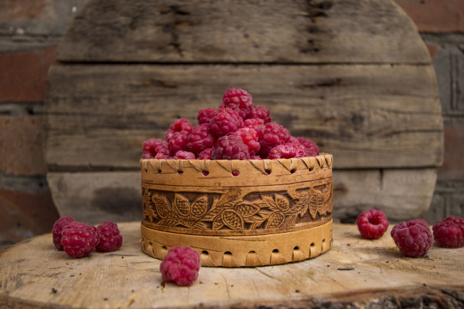 Обои картинки фото еда, малина, ягоды