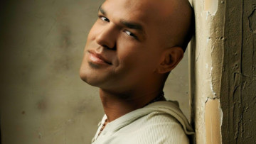 Картинка кино+фильмы prison+break лицо стена