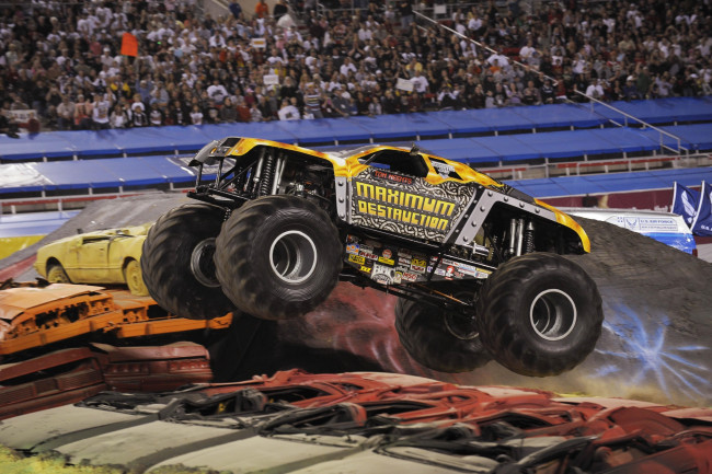 Обои картинки фото спорт, big, foot, монстр