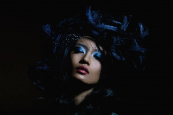 Картинка -Unsort+Лица+Портреты девушки unsort лица портреты тайна перья тени лицо