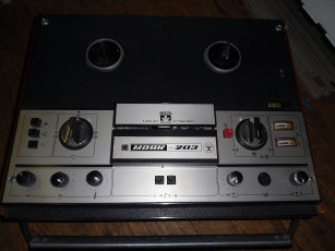 Картинка катушечный магнитофон маяк 203 бренды другое кнопки