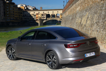 Картинка автомобили renault paris initiale talisman 2015г