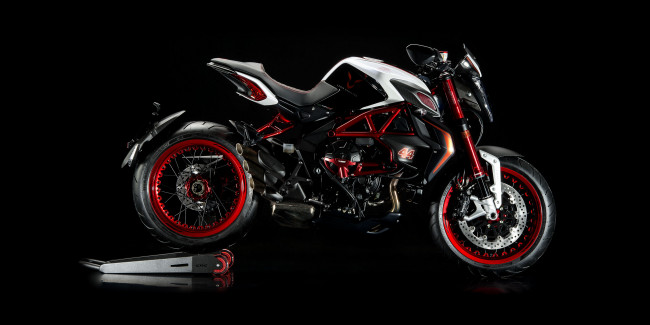 Обои картинки фото мотоциклы, mv agusta, agusta
