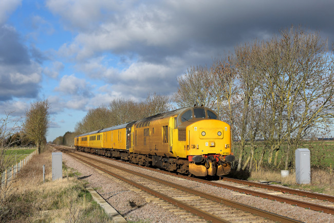 Обои картинки фото техника, поезда, рельсы, локомотив, состав