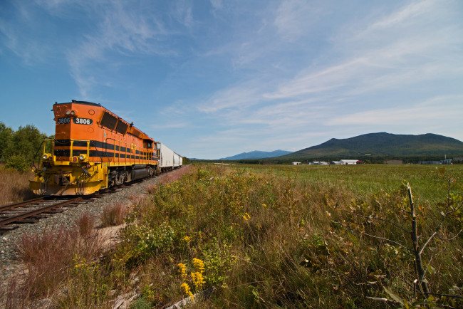 Обои картинки фото техника, поезда, рельсы, локомотив, состав