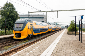 Картинка техника электровозы локомотив состав