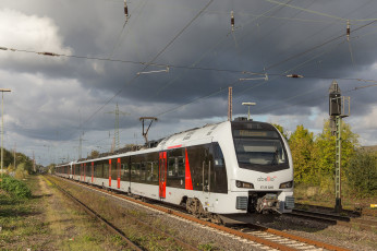 Картинка техника электровозы состав локомотив