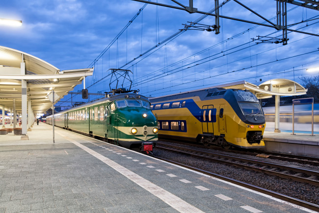 Обои картинки фото техника, электровозы, состав, локомотив