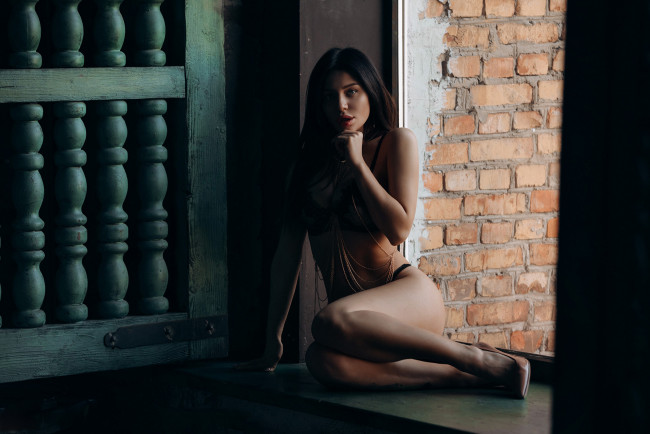 Обои картинки фото девушка, девушки, -unsort , брюнетки, темноволосые, модель