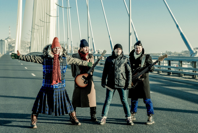 Обои картинки фото мумий тролль, музыка, группа, рок, лагутенко, музыканты, мумий, тролль