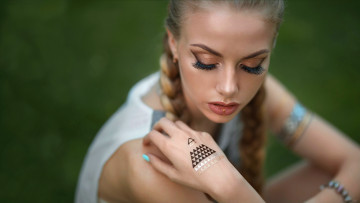 Картинка девушки карина+тихоновская лицо ракурс женщина портрет