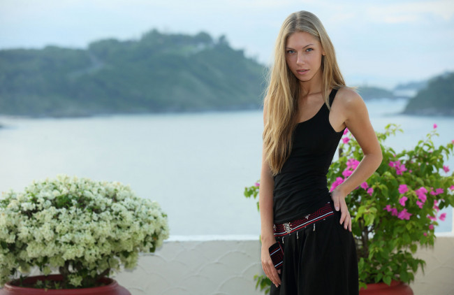 Обои картинки фото krystal boyd, девушки, krystal boyd , anjelica,  masha roofkina, playboy, макияж, взгляд, поза, блондинка, красотка, модель, девушка, krystal, boyd