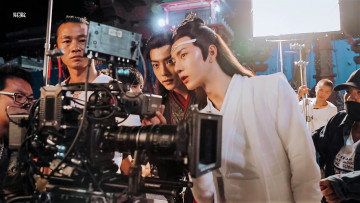 Картинка разное знаменитости сяо чжань ван ибо костюмы камера стафф