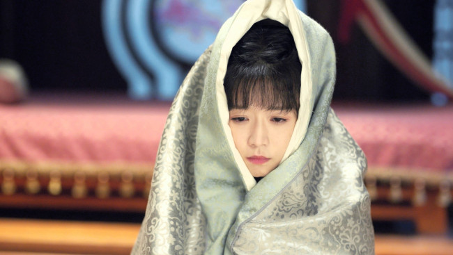 Обои картинки фото кино фильмы, the inextricable destiny, девушка, лицо, покрывало