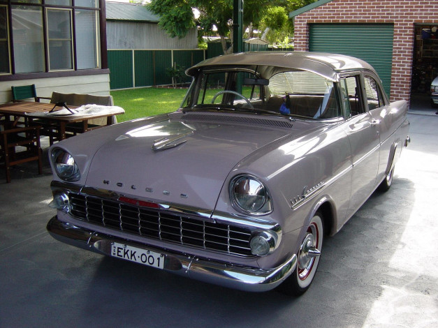 Обои картинки фото holden, автомобили, выставки, уличные, фото