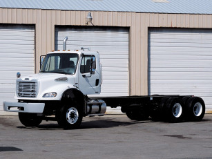 Картинка автомобили freightliner