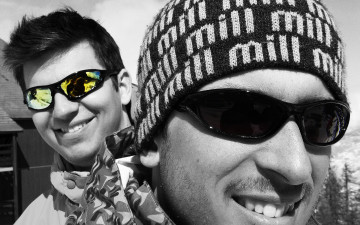 Картинка мужчины unsort темные очки