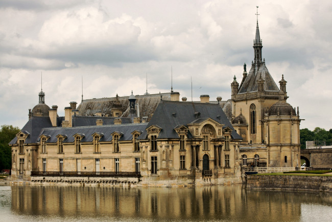 Обои картинки фото дворец, шантильи, города, замки, луары, франция, вода