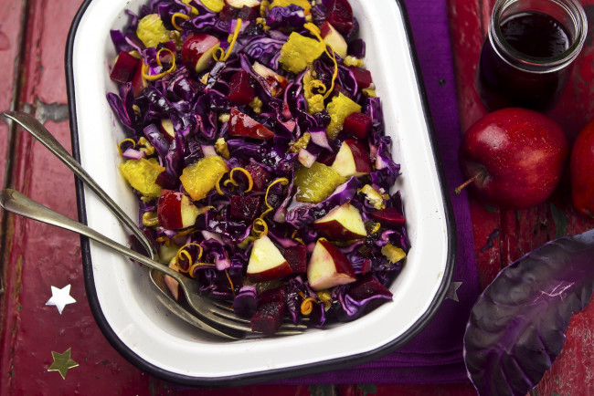 Обои картинки фото еда, салаты, закуски, салат, капуста, яблоки