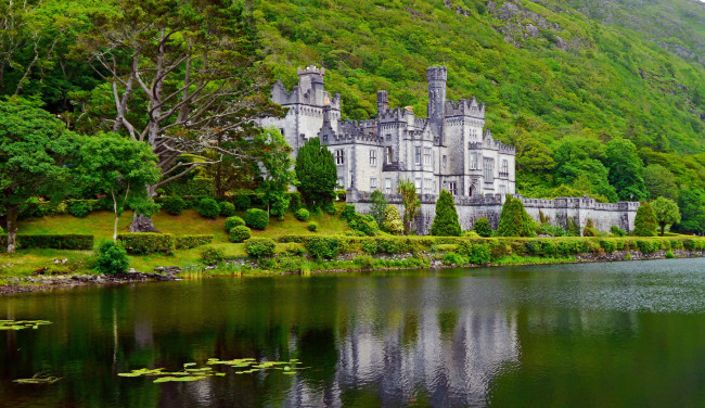 Обои картинки фото города, - дворцы,  замки,  крепости, лес, река, горы, замок