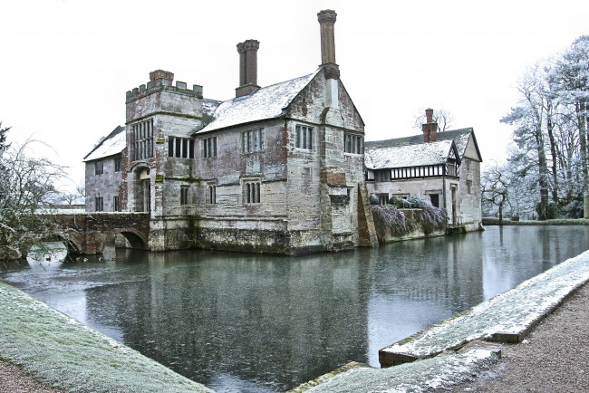 Обои картинки фото города, - дворцы,  замки,  крепости, ров, замок, мост, вода