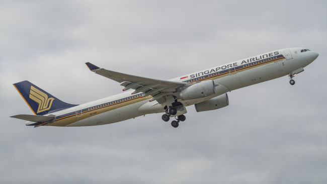 Обои картинки фото airbus a330-300, авиация, пассажирские самолёты, авиалайнер