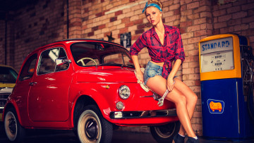 Картинка автомобили -авто+с+девушками fiat 500