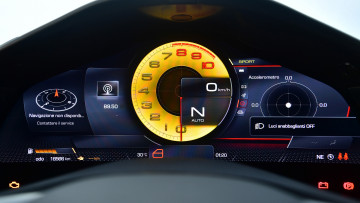 Картинка автомобили спидометры торпедо панель приборов ferrari roma 2021 суперкар