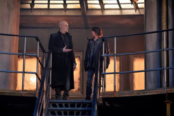 Картинка кино+фильмы the+strain персонажи разговор лестница