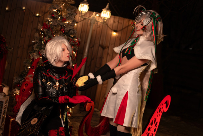 Обои картинки фото девушки, mari aisu, образы, косплей, наряды, костюмы, подарок, новый, год, ёлка